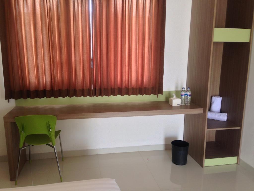 Rumah Cassa Guest House Surabaja Pokój zdjęcie