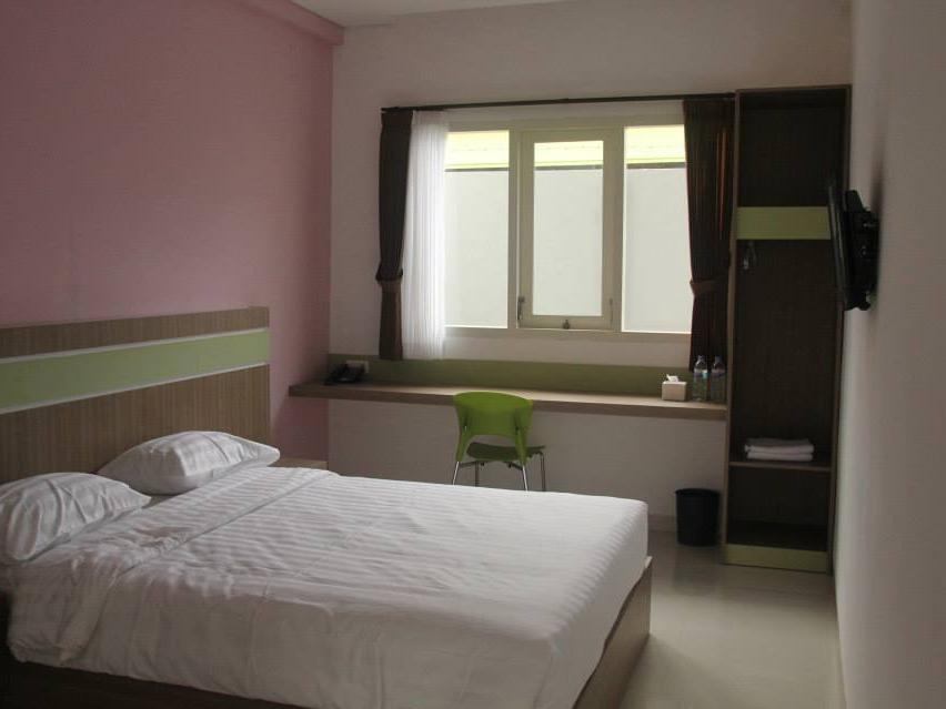 Rumah Cassa Guest House Surabaja Zewnętrze zdjęcie