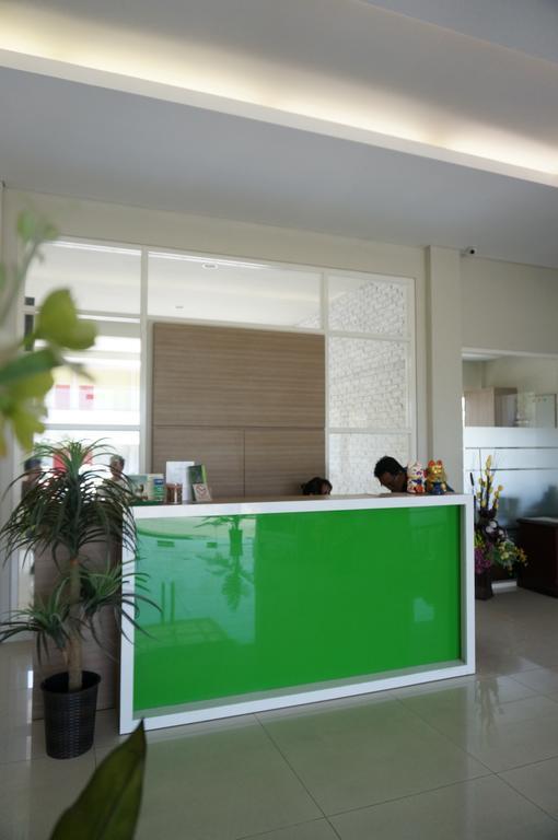 Rumah Cassa Guest House Surabaja Zewnętrze zdjęcie